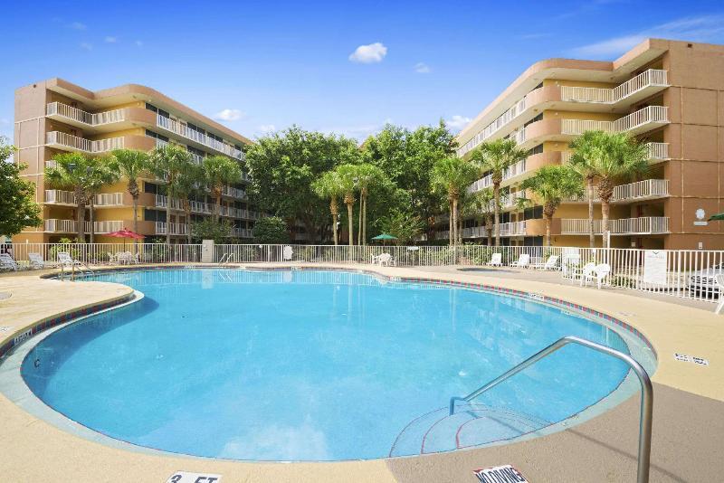 Baymont By Wyndham Celebration Hotel Kissimmee Bagian luar foto
